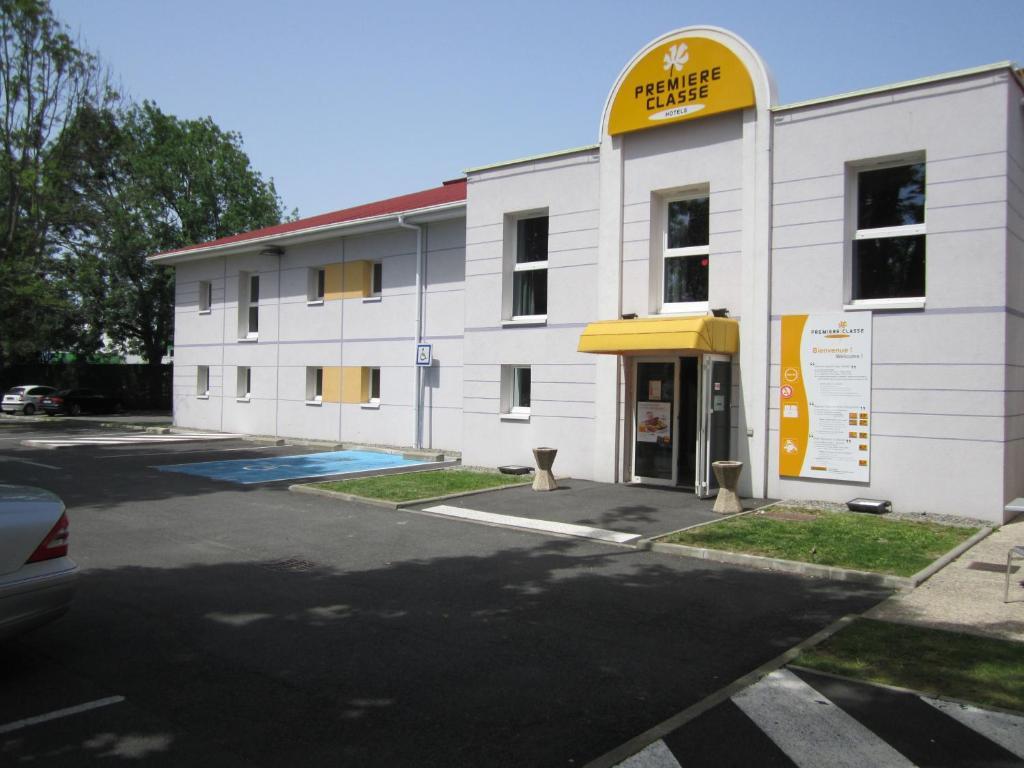 Premiere Classe Est-bizanos 2*